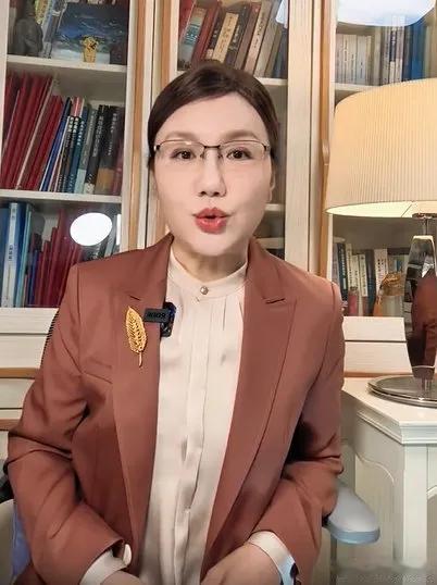 李莉教授力挺伊朗不慌，感觉伊朗真危险了[捂脸]伊朗路在何方？