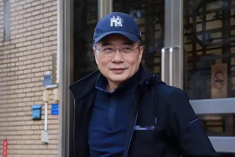 ·美国退役上将布莱尔曾抛出一个判断，他认为如果中国想在几天内完成对台湾的控制，再