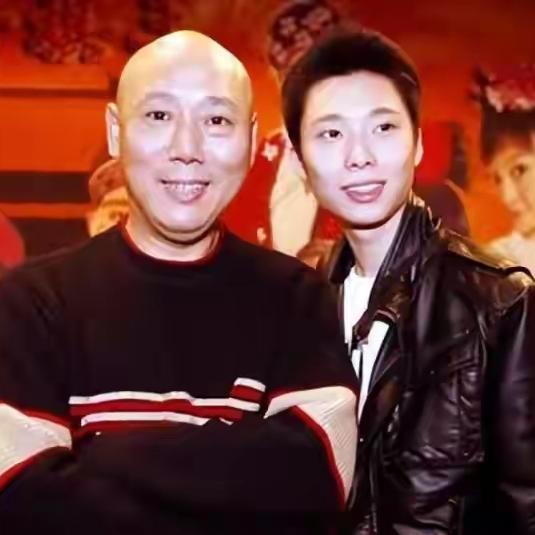 演员李诚儒说：儿子李大海总说他小时候吃过很多苦，遇到了很多困难。我觉得他没我小时