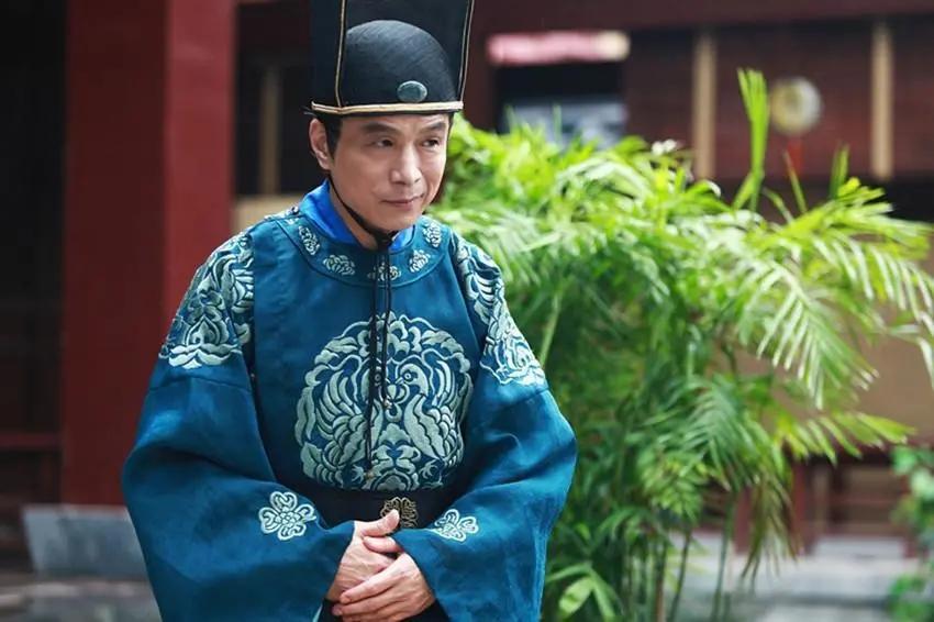 唐代宗时宦官鱼朝恩极受宠信，恃宠而骄、嚣张跋扈，不将朝中百官放在眼中，就连当朝宰