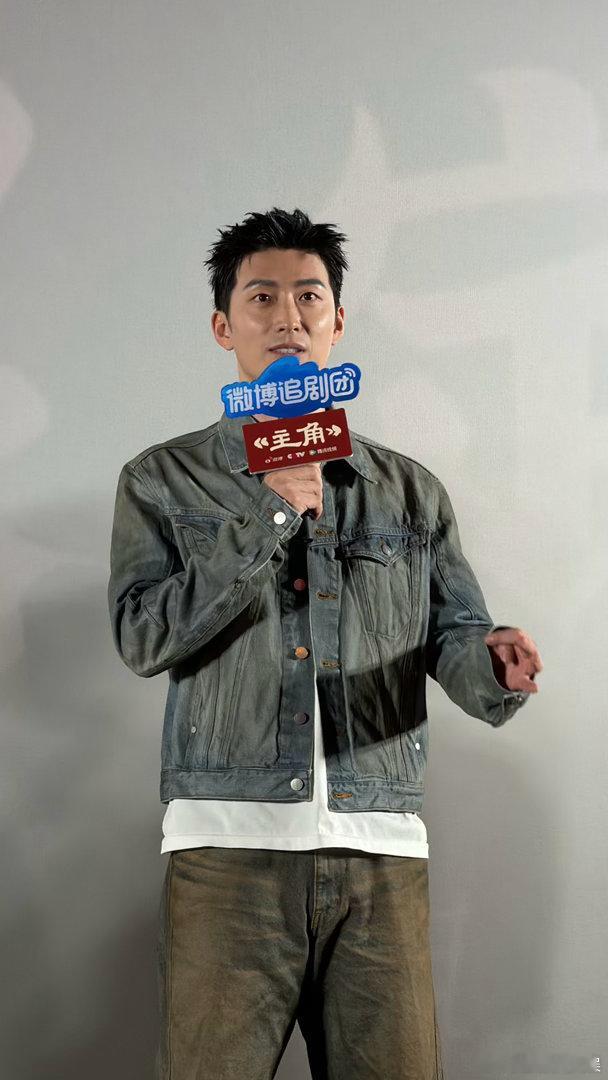 窦骁回应被夸年代剧的神