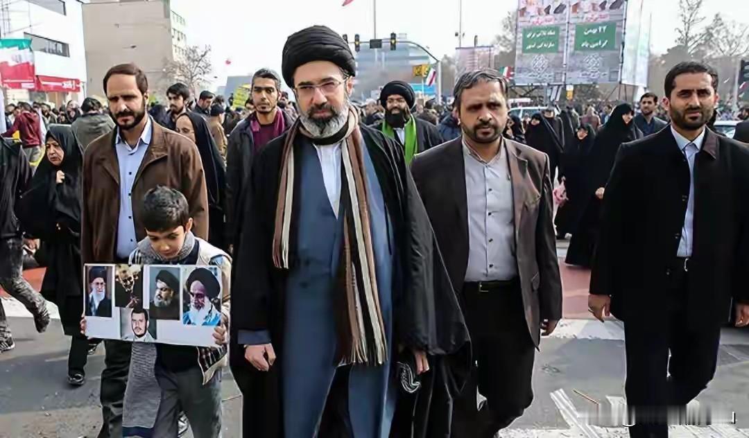 穆杰塔巴放狠话只要美国不同意伊朗10点方案就不会签字

10点方案是什么？对美国