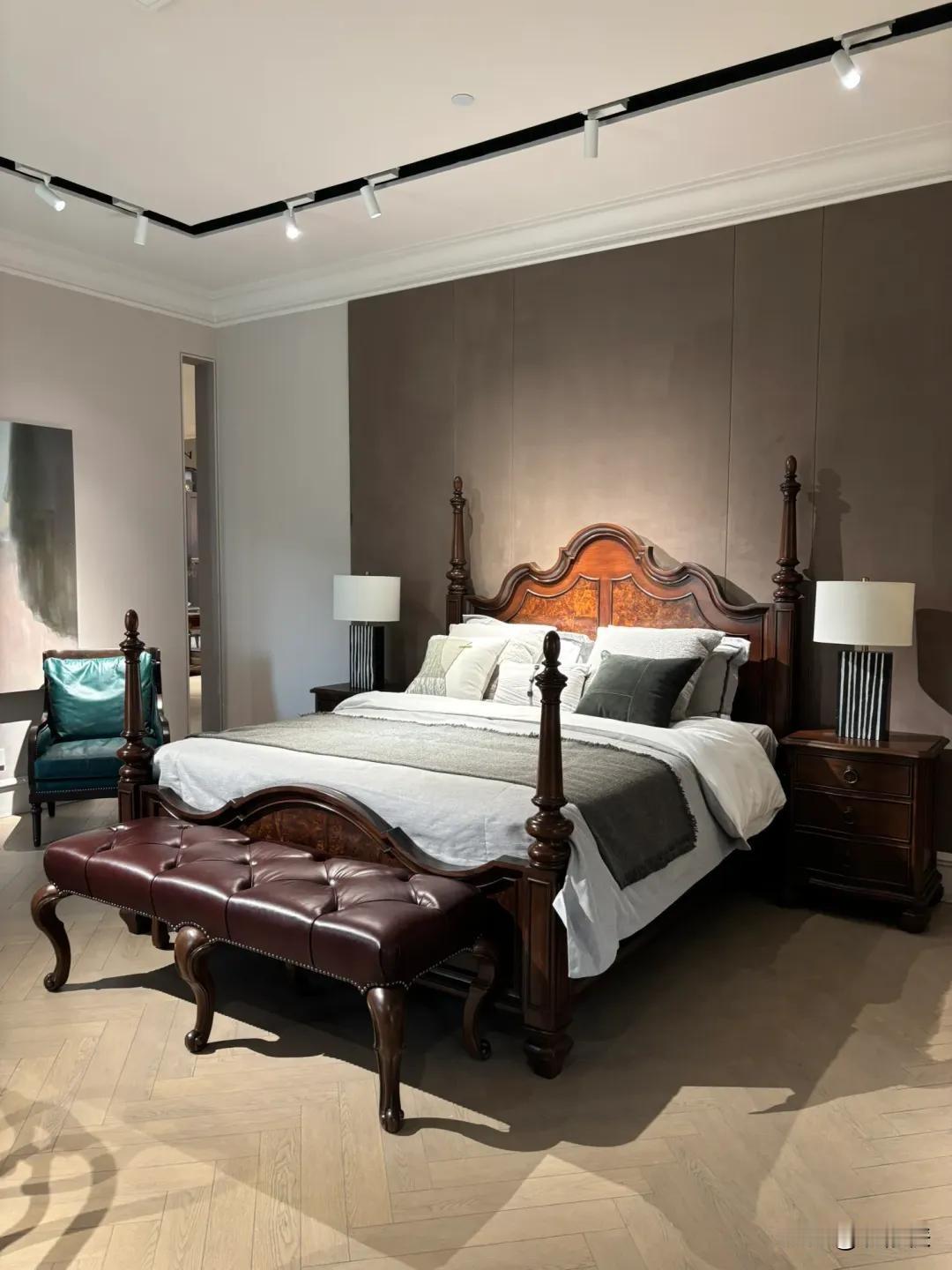 体验了“2米的大床”后，才发现换晚了，有了它太幸福！
以前我觉得床嘛，1米8乘2