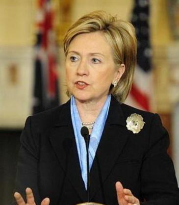 民主党最大的失误其实是2008年推了奥巴马，而不是希拉里，如果推的是希拉里，后面