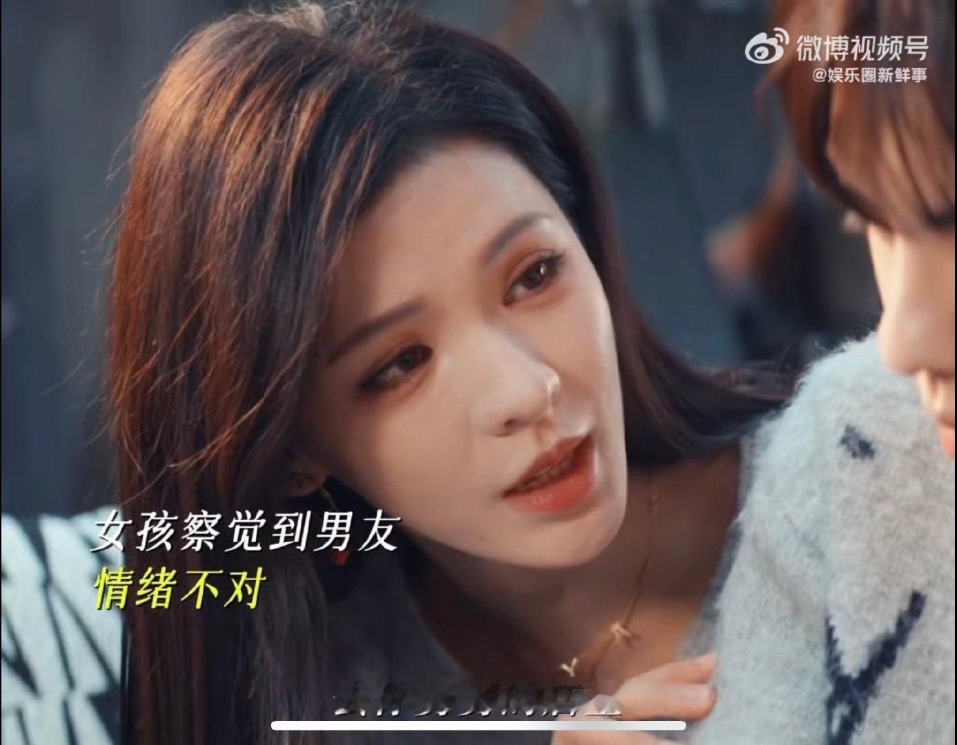 深情眼姐姐撒娇弟弟没招 假装生气引道歉，一套连招下来，弟弟被拿捏得死死的 ​​​