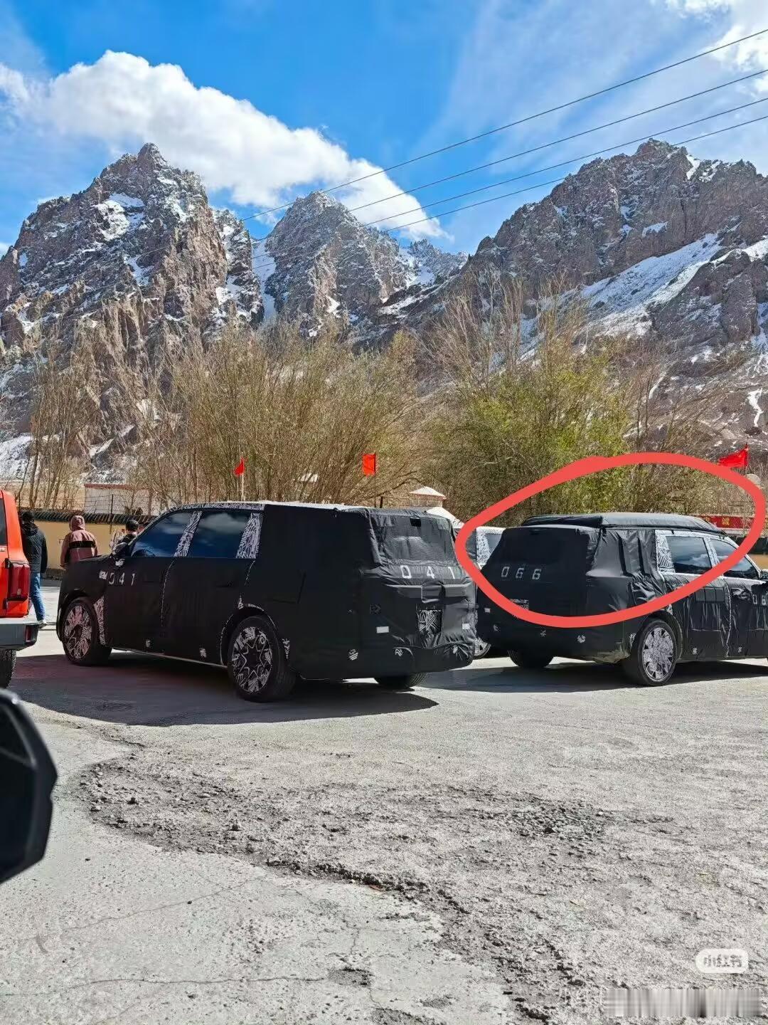 小米YU9带了一个升降车顶？要做露营车？汽场全开大v聊车 ​​​