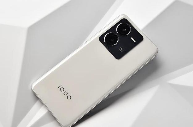 #续航是手机的关键#我不是说「iQOO Z8x」这台手机有多强，而是告诉你们一个