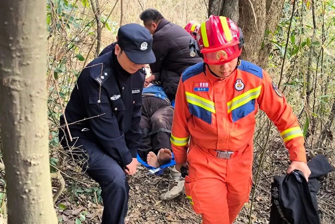 惊魂6天5夜!遇险女子成功获救