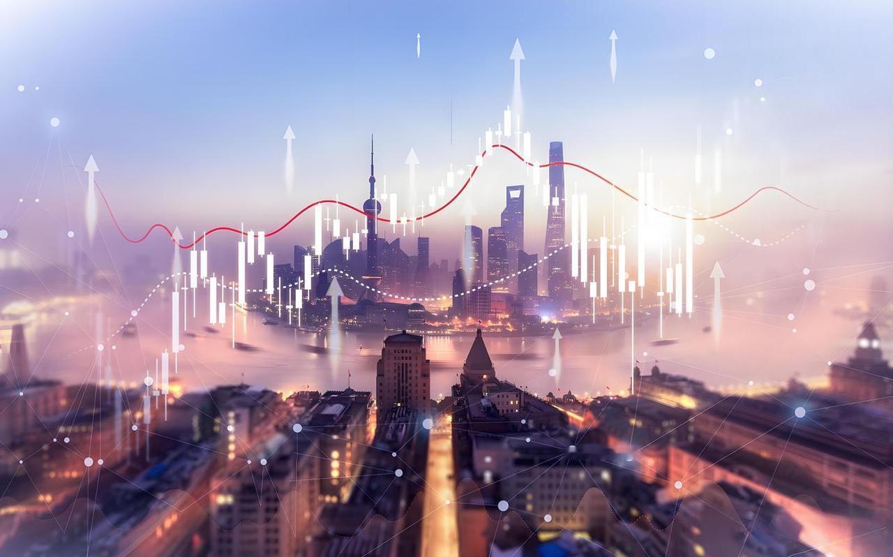 股市大概率维持震荡，需紧跟宏观经济数据、海外流动性及政策动向

尽管地缘局势可能