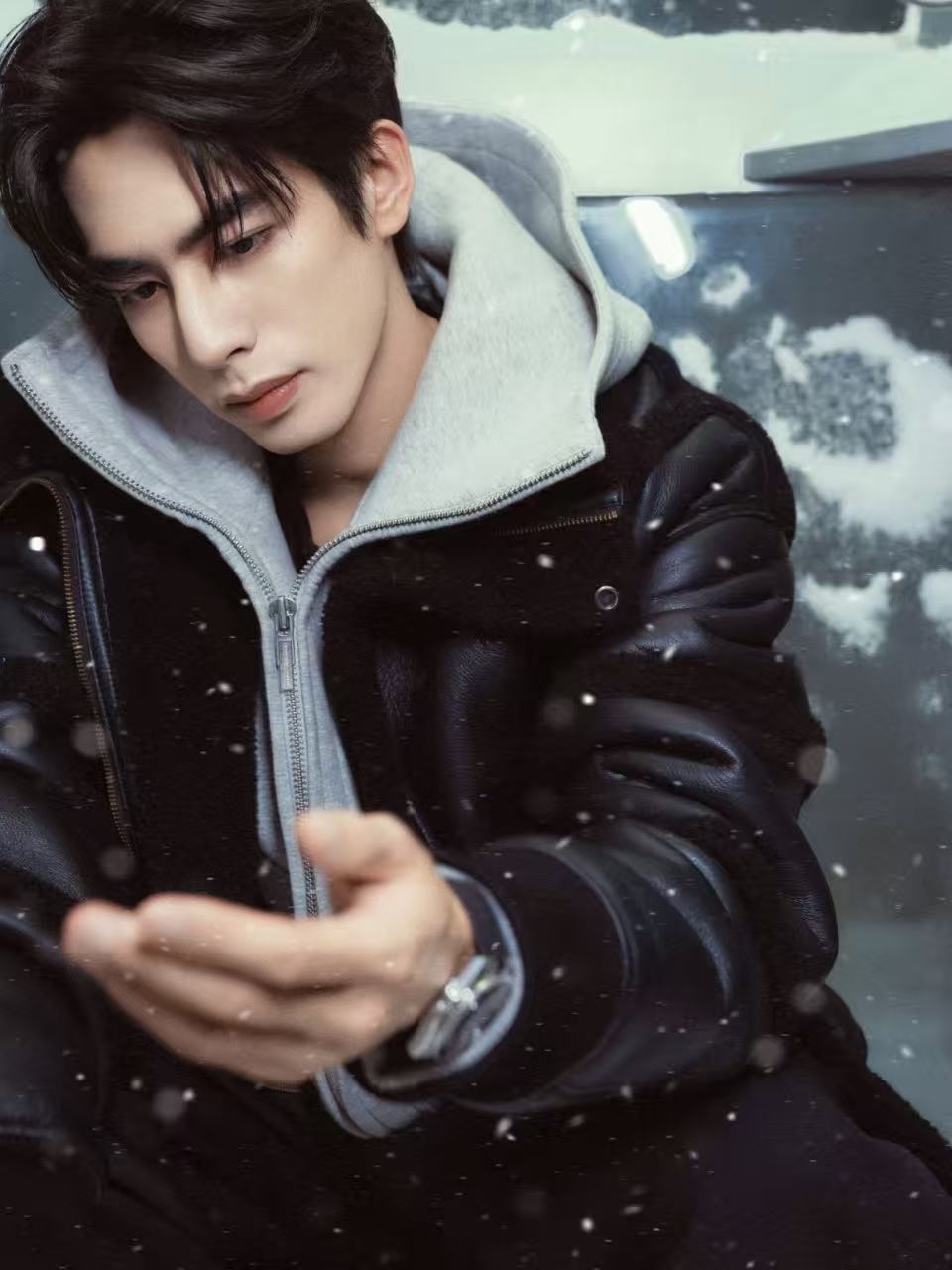 央视跨年官宣宋威龙 兼具颜值与实力，深耕影视领域佳作频出，阳光健康的气质获央视青