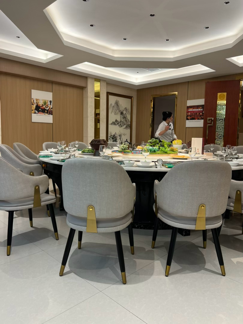 天还亮堂堂，酒已经喝到位了。 宜兴·盛杰肥牛(氿滨大道店)