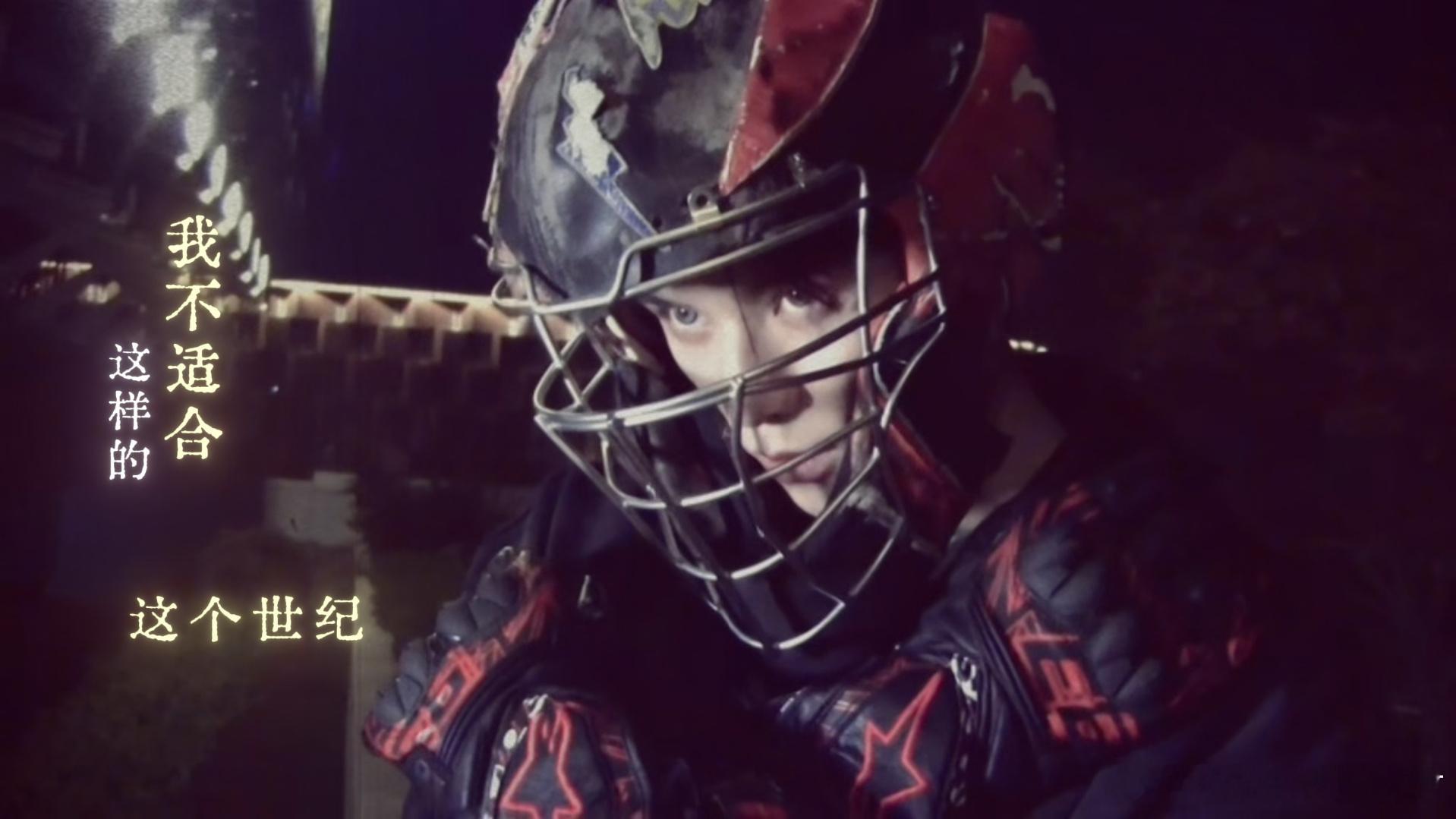 姚弛vlog梦回千禧年代 被姚弛的复古美学惊艳到了！作为内娱头号千禧相机收藏家，