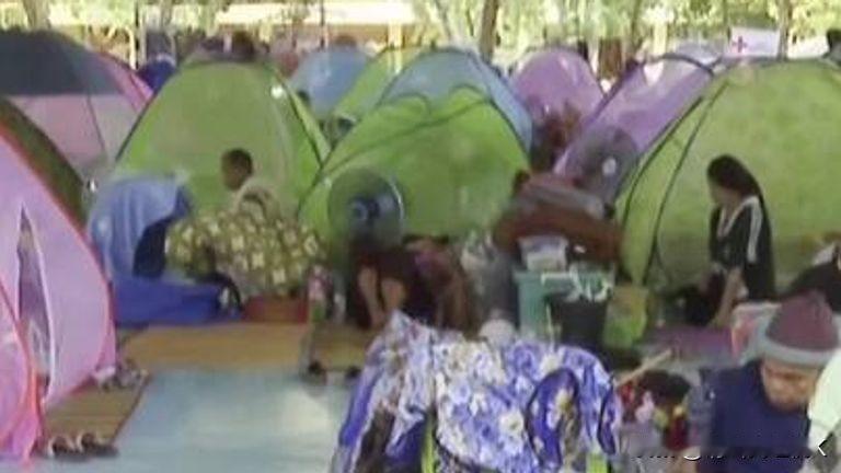 柬埔寨声称，随着停火后激烈战斗的信号弹，泰国已发动更多空袭
泰国军方周四宣布，自