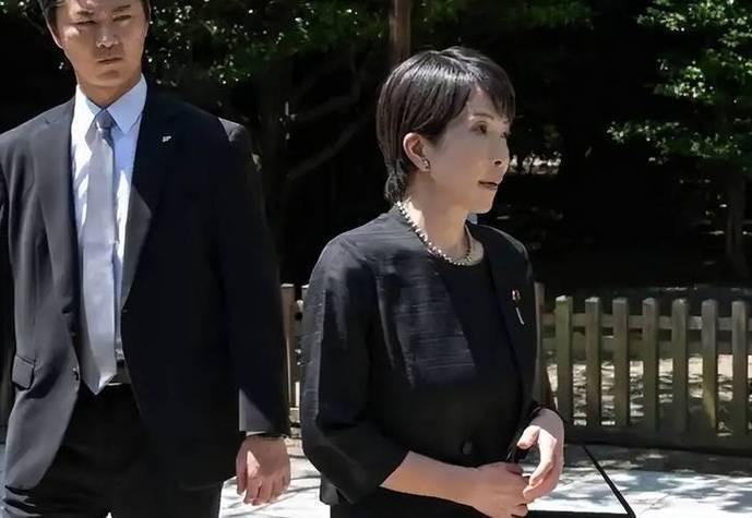 日本民众目前确实是陷入了持续性焦虑之中~看看日本人的网络留言，悲观情绪正在扩散，
