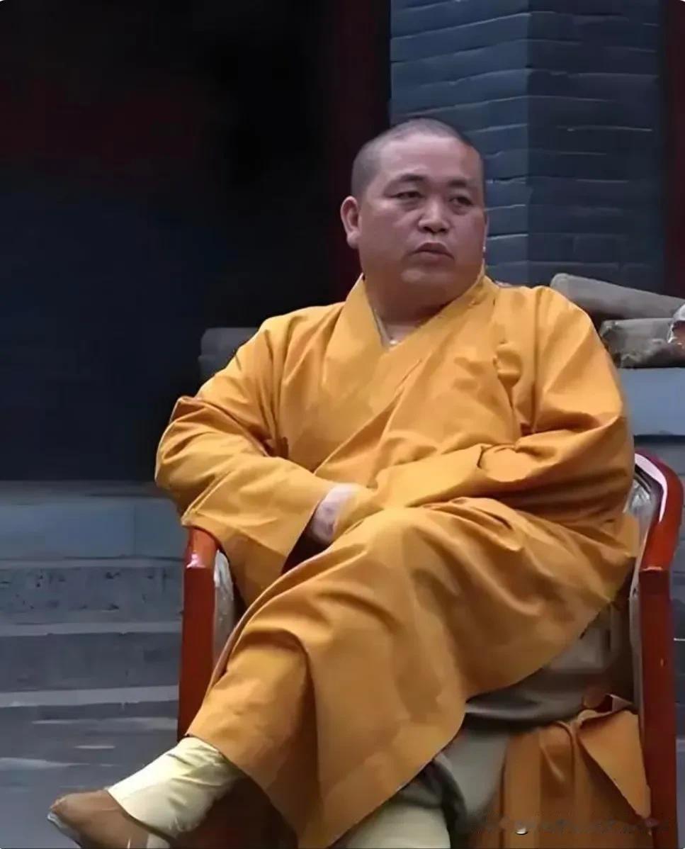 佛门之地，还有一丝净土吗？就释永信这面相来看，就不是个好和尚，人说脑袋大脖子粗，