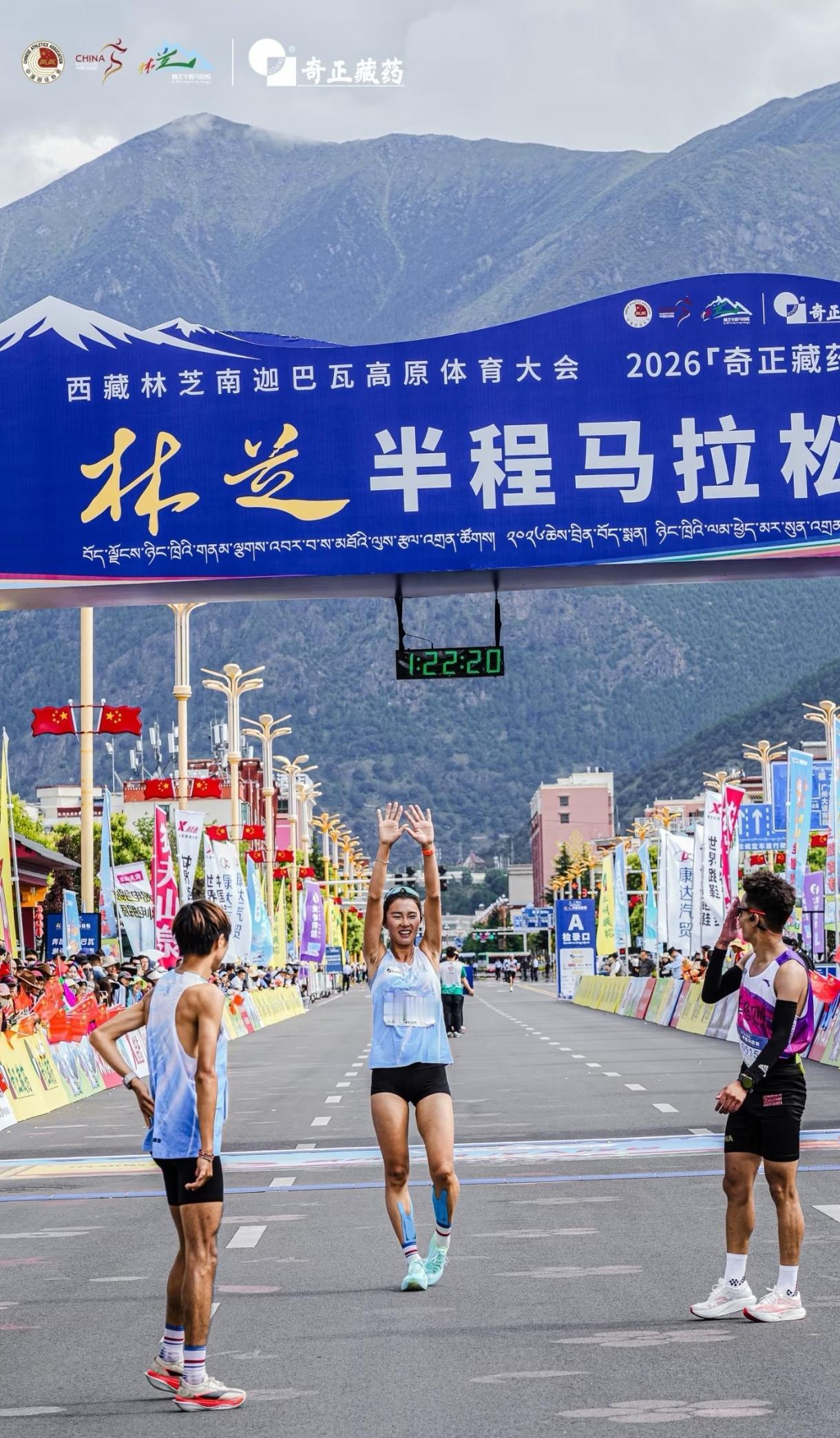 焦安静完成了一场震撼的奔赴！九天骑行1370公里翻越5100米东达山，不靠交通工