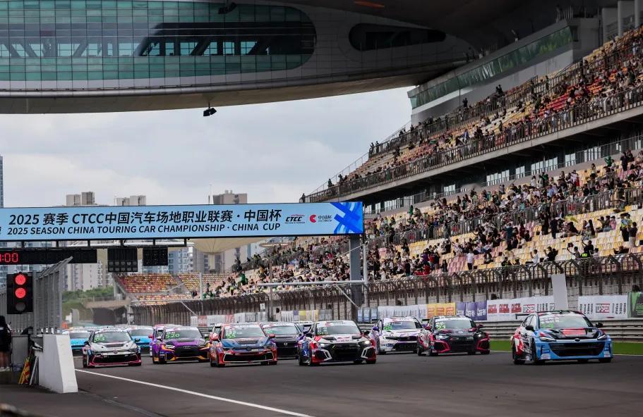 🎯2026 CTCC中国汽车场地职业联赛-上海站，我个人觉得它的看点在于，不只