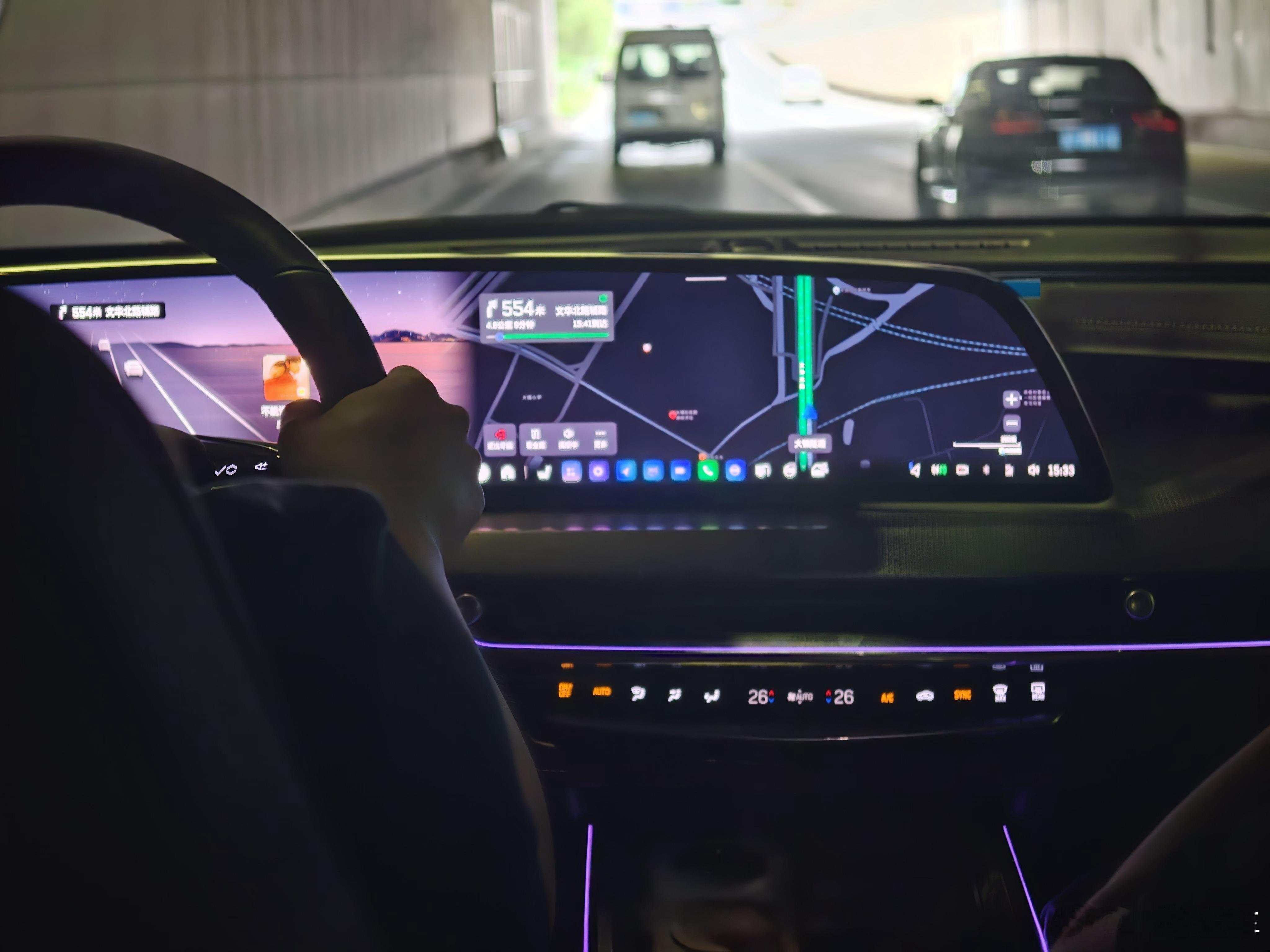 今天发凯迪拉克xt5phev，这辆车开起来比油版确实好不少，但是相比我们那些进步