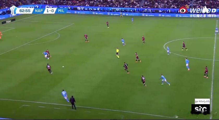 曼联  Kara：霍伊伦对阵AC米兰的这记进球太不可思议了🤯！在如此极小角度下