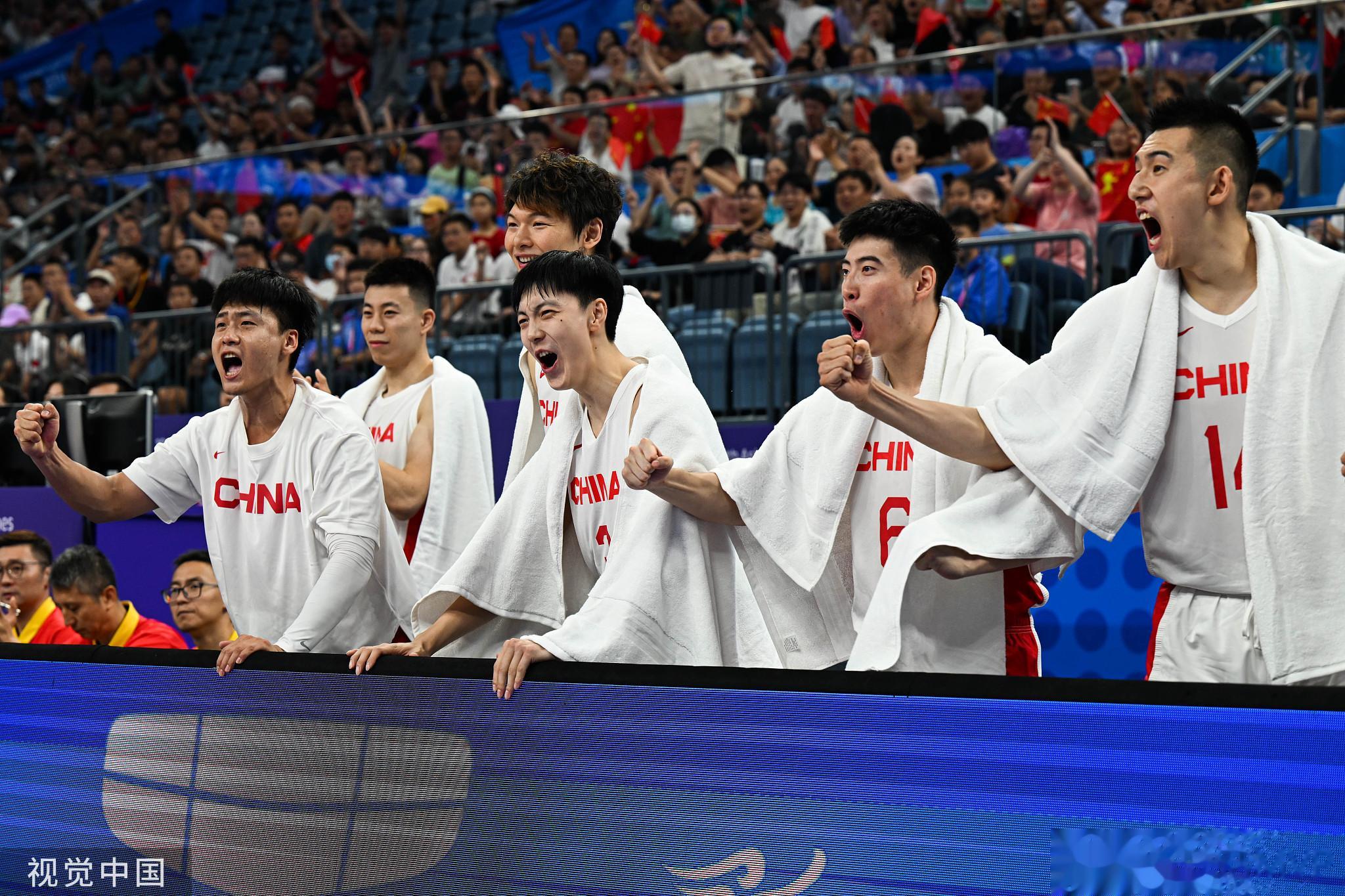 中国男篮84-70轻取韩国男篮（最多领先24分）顺利获得杭州亚运会四强席位，朝着