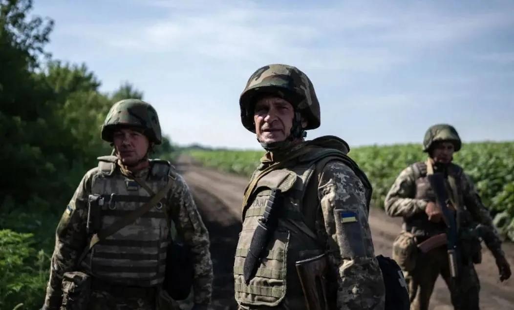 金融时报：未来乌克兰军队的五个旅可能由试图逃往国外的乌克兰人组成 据英国《金融时