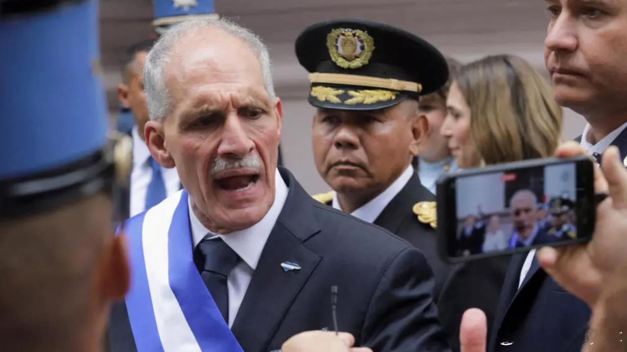 阿斯富拉宣誓就任洪都拉斯总统，拉美再现特朗普政治盟友海外新鲜事 洪都拉斯保守派政