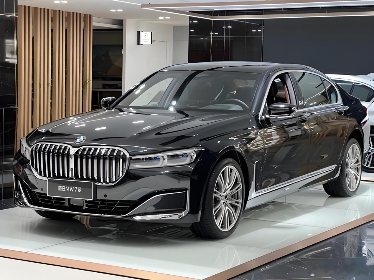 近70款车集体降价，宝马旗舰直降30万却没人笑得出来2026年开年来，有近70款