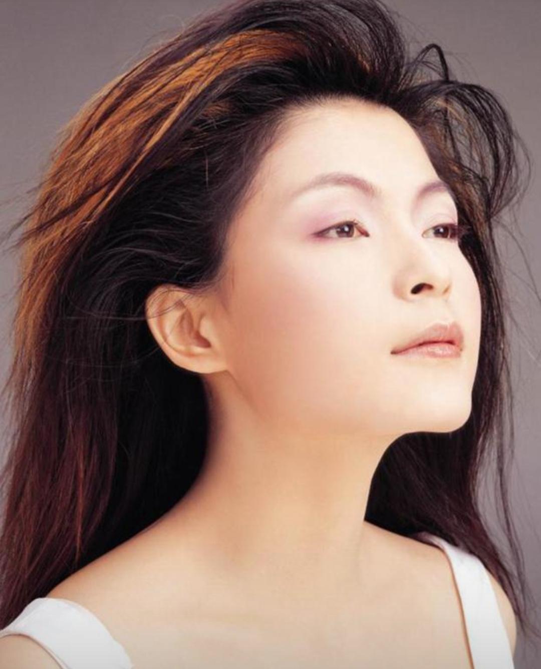 知名演员嫁大44岁老艺术家，现丈夫91岁垂垂老矣，她47岁貌美如花
娱乐 明星