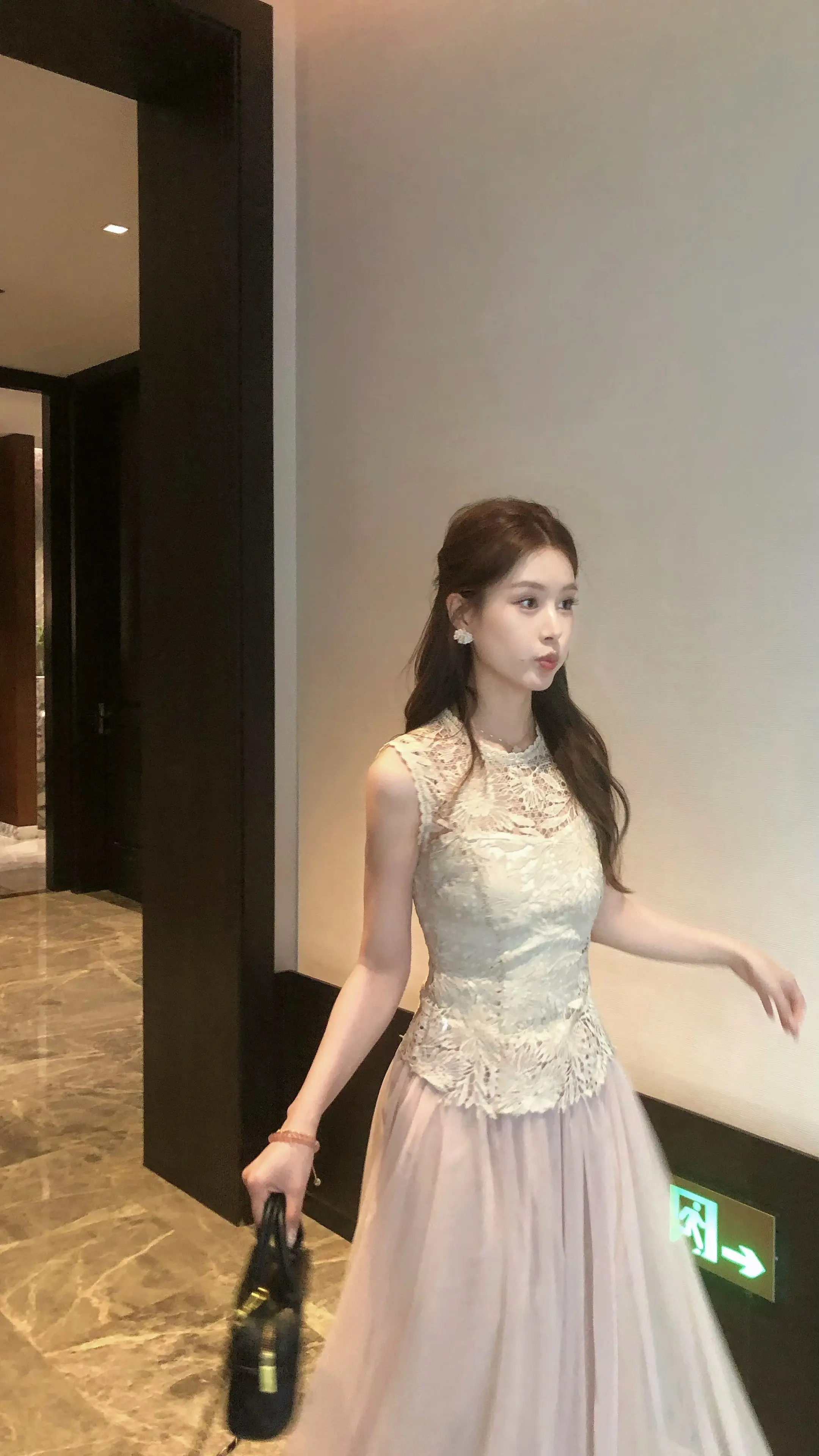 原来人真正高兴起来时 心里是会响的