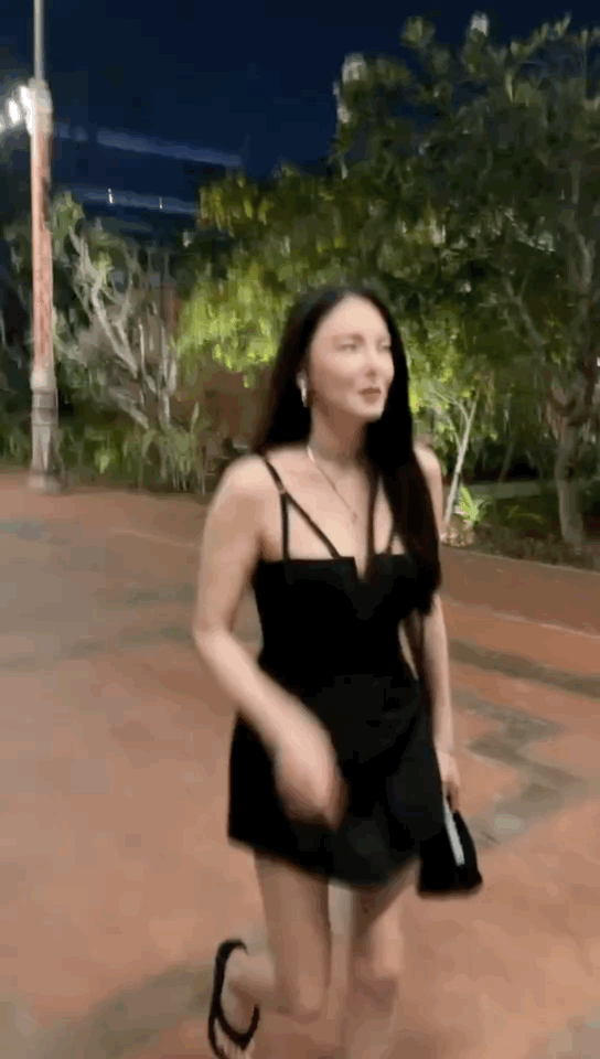 只要不再是女团风，张雨绮就是女王！她可是曾经叱咤红毯不输某范的红毯女王呀，私服也