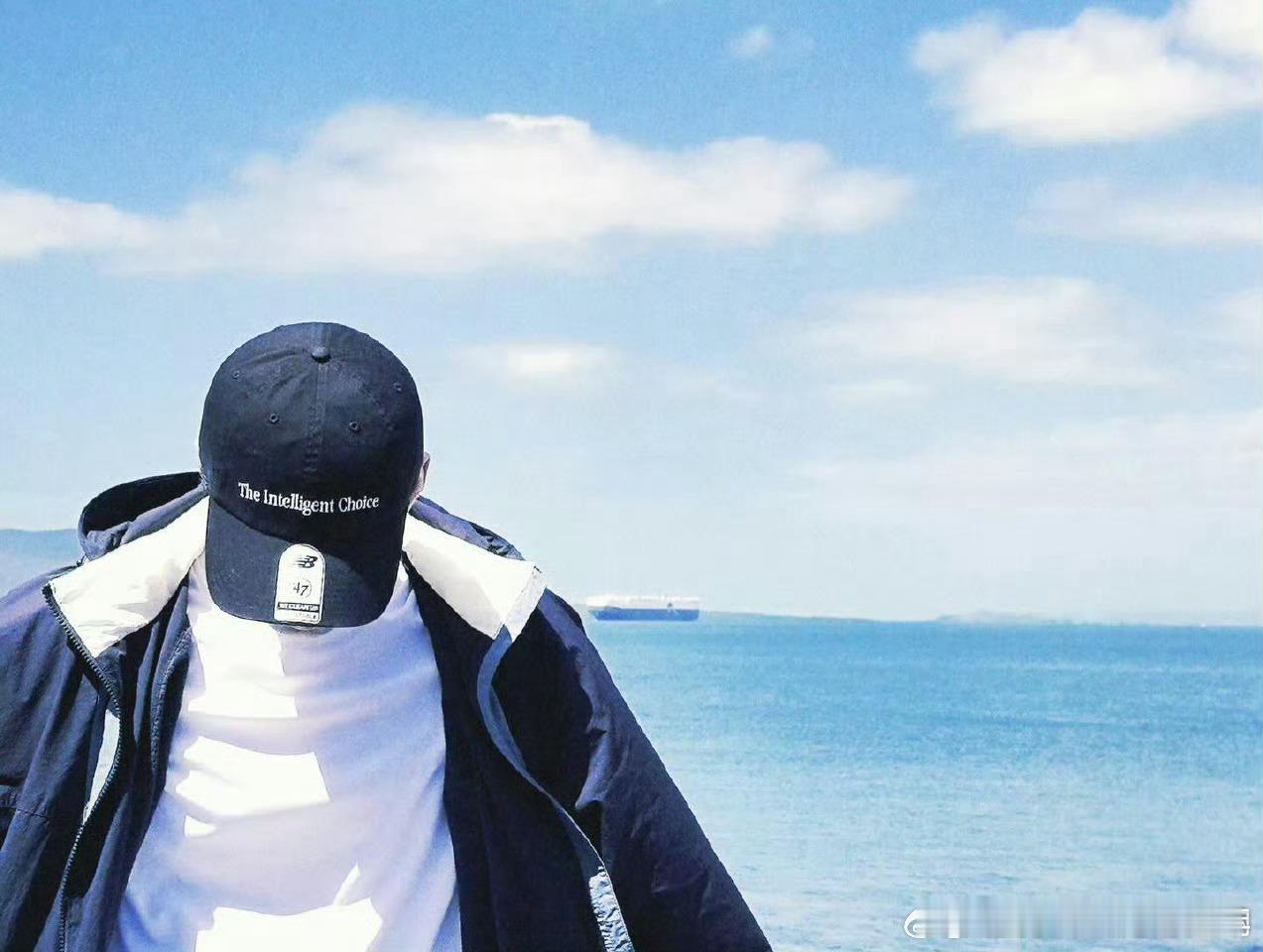 陈星旭地球超新鲜2陈星旭ins更新，发来新西兰明信片！ 这视角非常的男友风～ ?