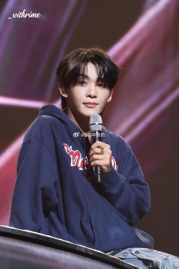 王赫野一块钱也是钱 三公选曲堪称谈判现场，王赫野和姚琛有商有量，凭借巧妙沟通只用