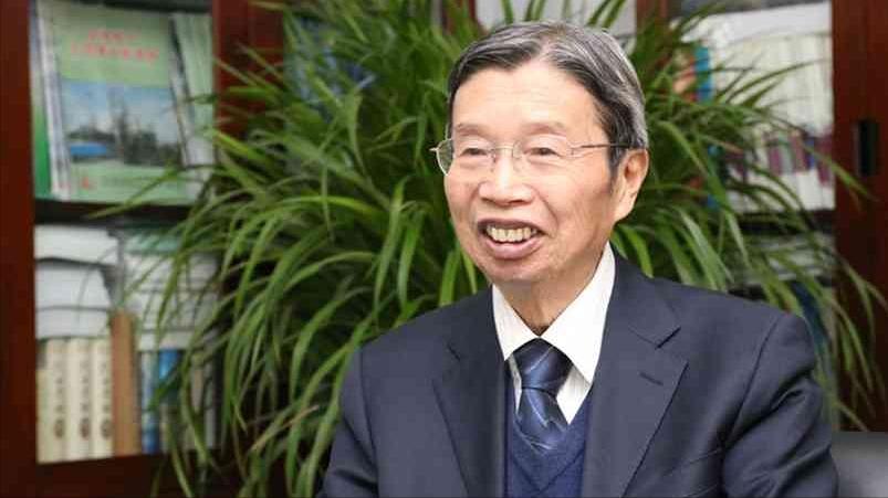 [兔子]看了今年七一勋章的获得者名单，我注意到一个特别让人意外的细节——8位获得