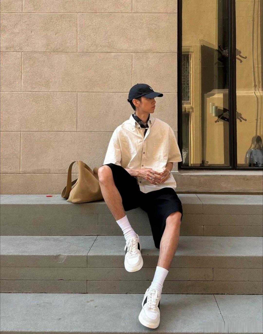 不运动也能降体脂的7个小习惯干净随性穿搭法则！轻松拿捏时髦与质感，帅呆了！ ​​