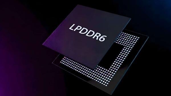 长鑫LPDDR6芯片研发验证已接近尾声，距离全球首发量产仅一步之遥。这款下一代手