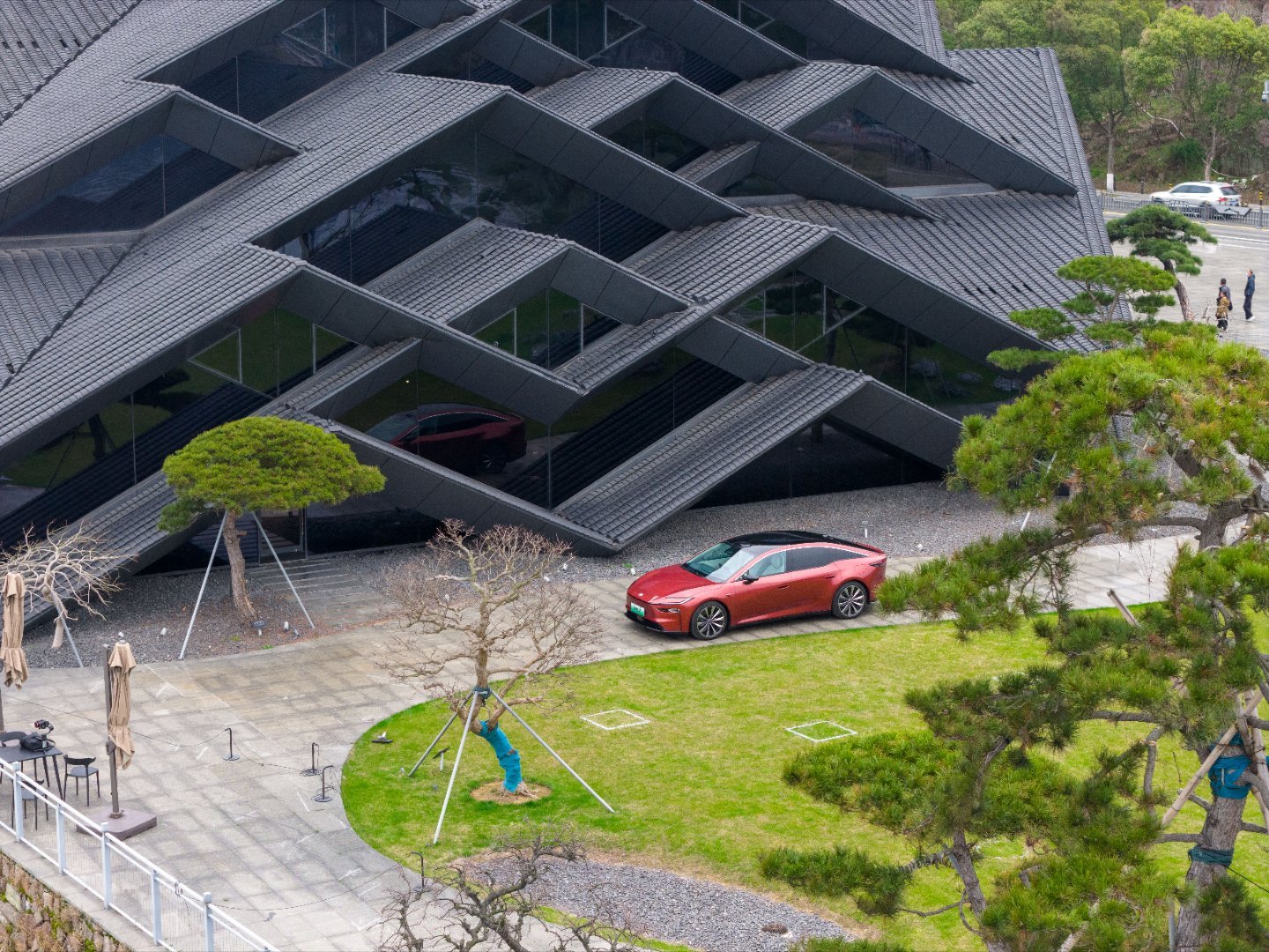 【媒体首测丰田铂智7动态表现】铂智7首轮媒体动态评测正式开启，市场对这台重磅纯电