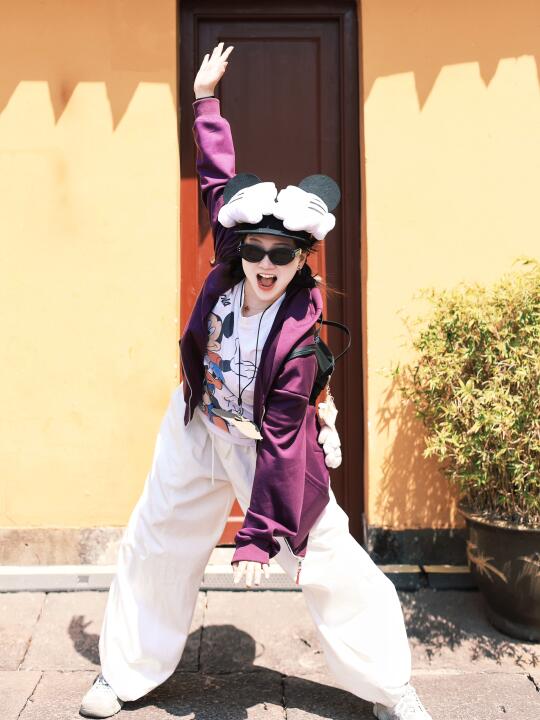 i人朋友说带这帽子出门简直是i人地狱…