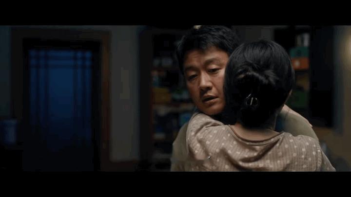 背刺的闺蜜窝囊的老公狠毒的她 玲姐放着好好日子不过，敢找林美月逼债，人家债主只是