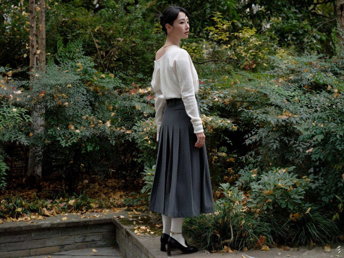 白百何郑恺合唱好久不见白百何郑恺合唱中国电影120周年活力之夜，白百何郑恺合唱好