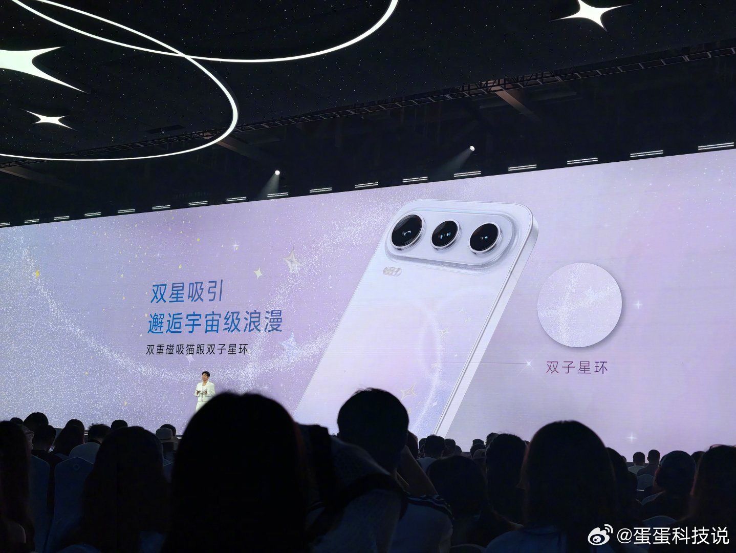 一闪一闪亮晶晶，满天都是小星星，这首歌想必大伙从小听到大，谁小时候没做过伸手摘星