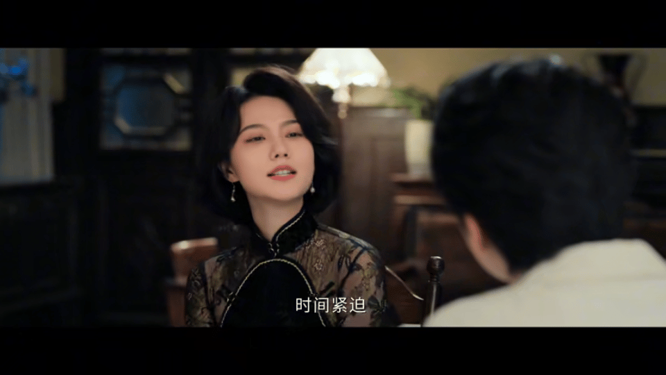 老九门来了三个亲戚 看着海鲜小队整装出发的背影，莫名觉得眼眶发热。这哪里是亲戚，