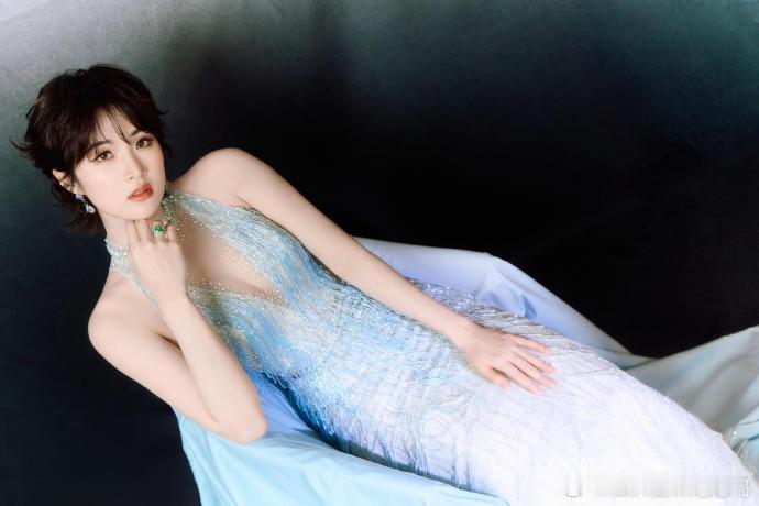 王安宇镜头下的姚安娜哇塞，姚安娜王安宇两个人竟然都二搭了，很优秀厉害的两个人，面