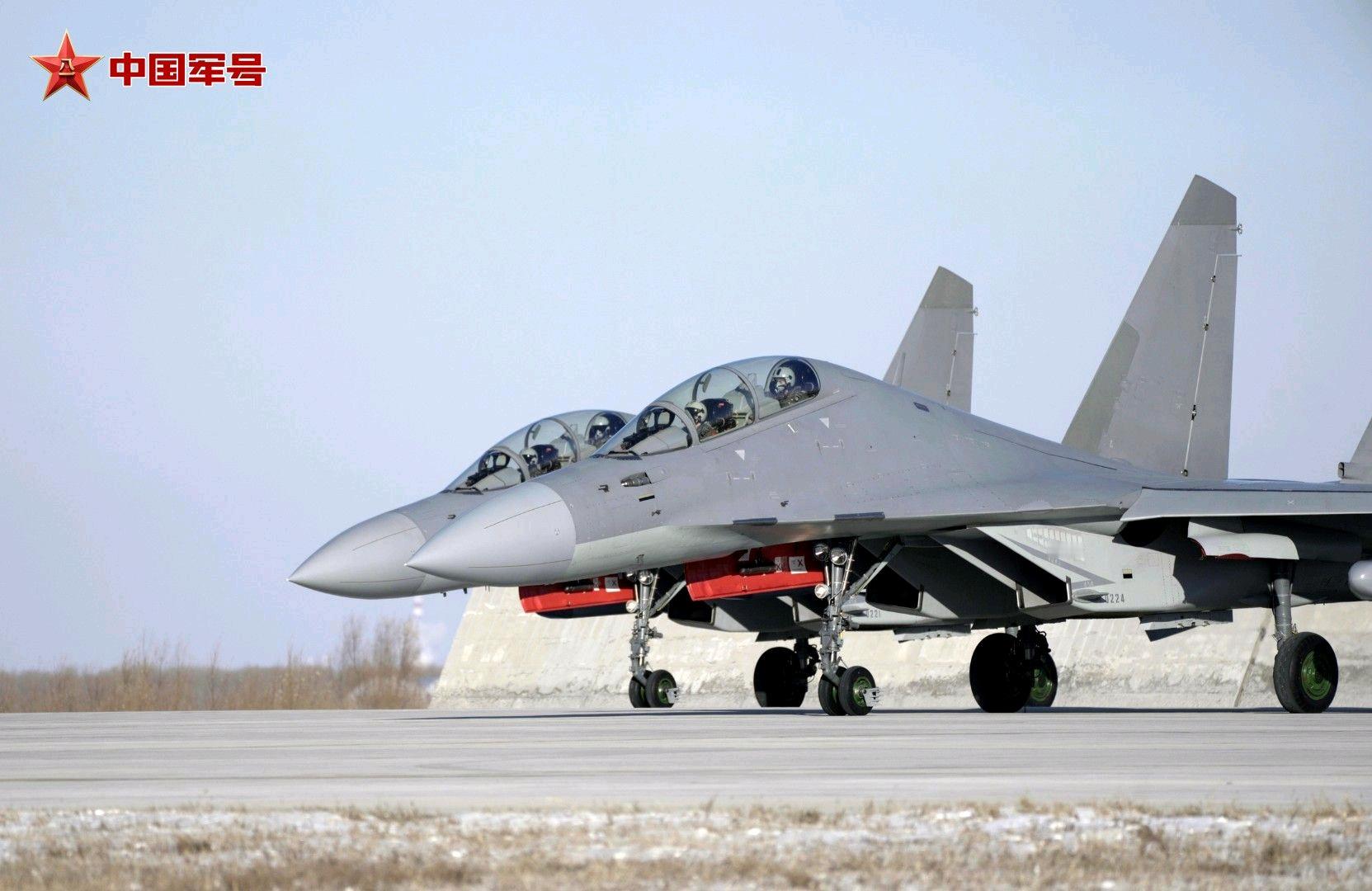 二批次第24架J16D 加上一批次的J16D，估计已经有12个单位的J16D满编