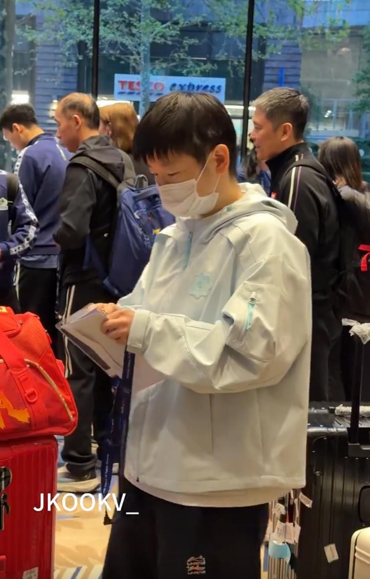 刚刚，中国国乒队抵达伦敦！
国乒已于2026年4月28日抵达伦敦，正式开启世乒赛