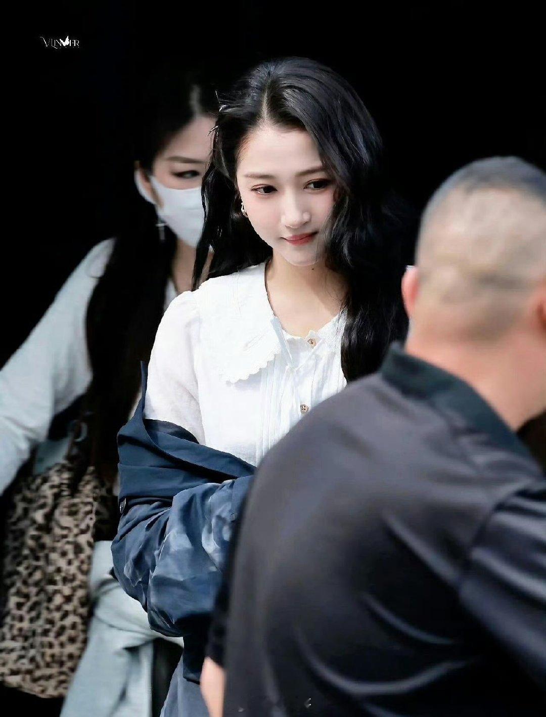 关晓彤耀眼hi6录制路透 关晓彤李昀锐hi6路透 哇哇哇哇，关晓彤和李昀锐为新剧