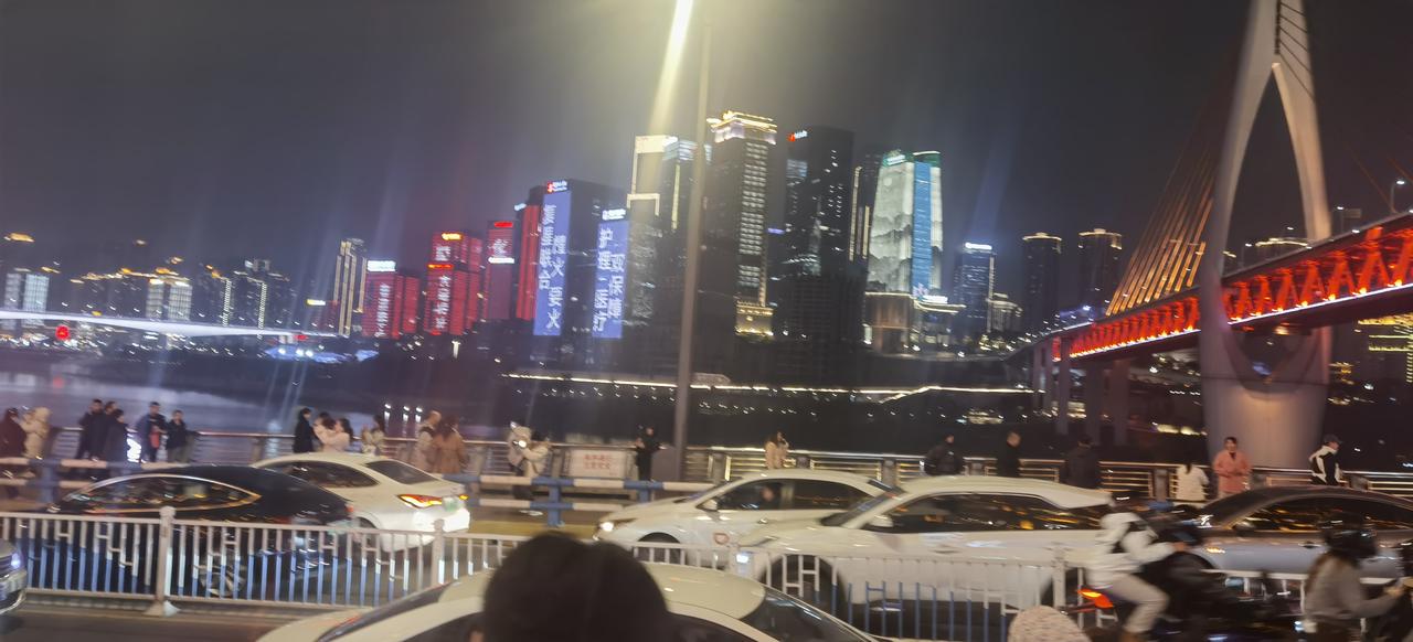 假如你手上有50万，想创业，你会选择以下哪个城市？理由是什么？
1.北京  2.