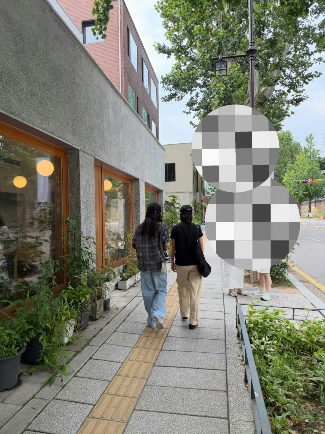 李妍是时候展示你地位的时刻惹怎么能约会那么多次哇