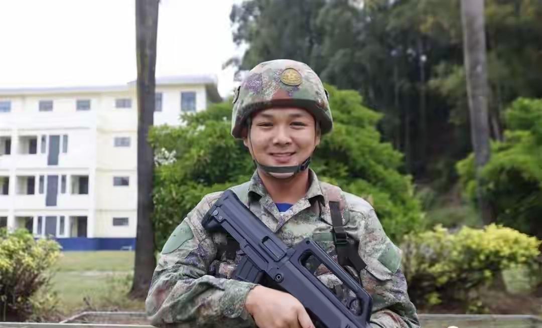 现在当兵入伍不是啥新鲜事，二次入伍也不是啥新鲜事，但是王士豪三次入伍那着实让我小