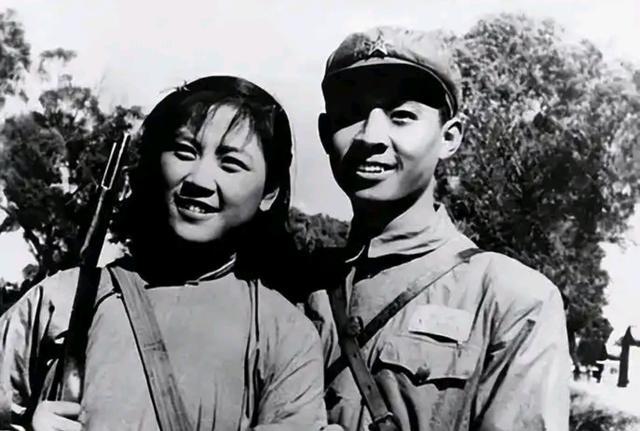 陶玉玲: 啃冰棍儿啃出个“二妹子”

提起电影表演艺术家陶玉玲的名字，许多人脑海