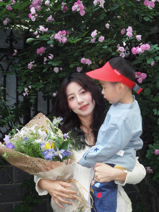 是妈妈也是女儿🧚‍♀️